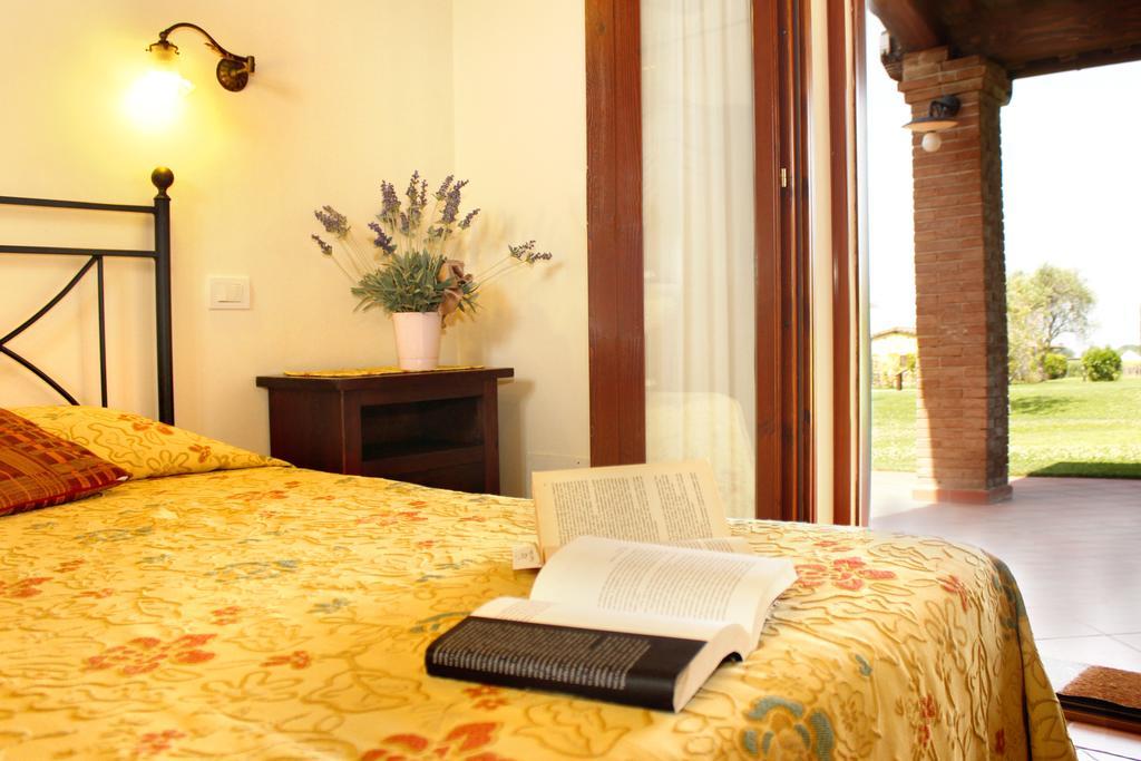 Agriturismo Giuncola & Granaiolo Rispescia Bagian luar foto