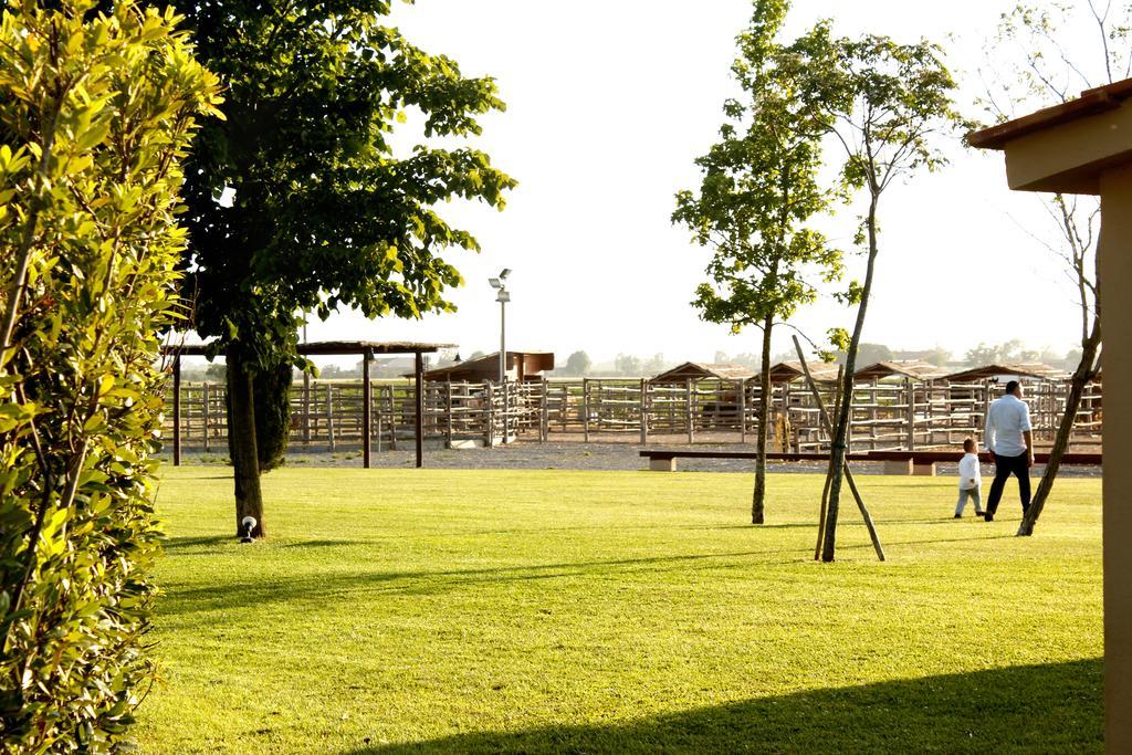 Agriturismo Giuncola & Granaiolo Rispescia Bagian luar foto