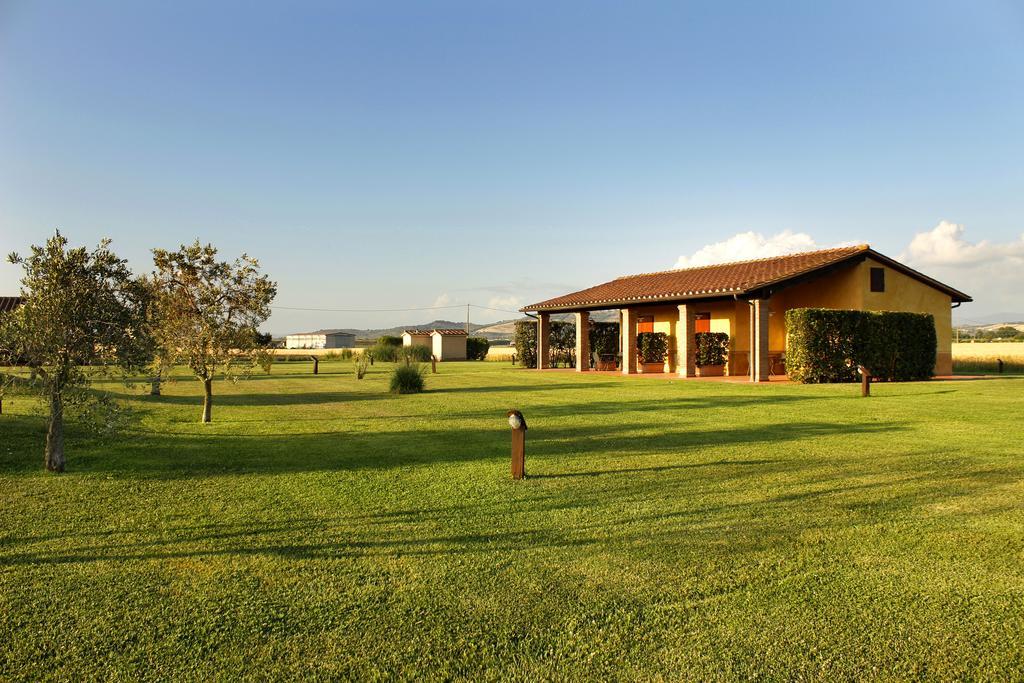 Agriturismo Giuncola & Granaiolo Rispescia Bagian luar foto