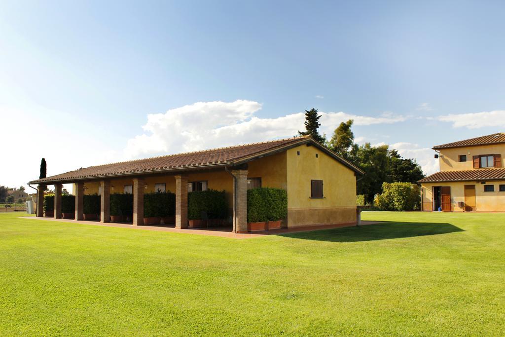 Agriturismo Giuncola & Granaiolo Rispescia Bagian luar foto