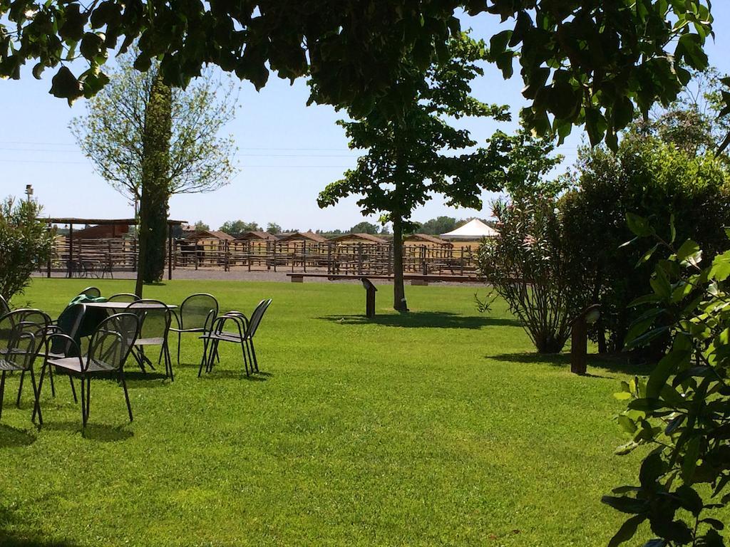 Agriturismo Giuncola & Granaiolo Rispescia Bagian luar foto