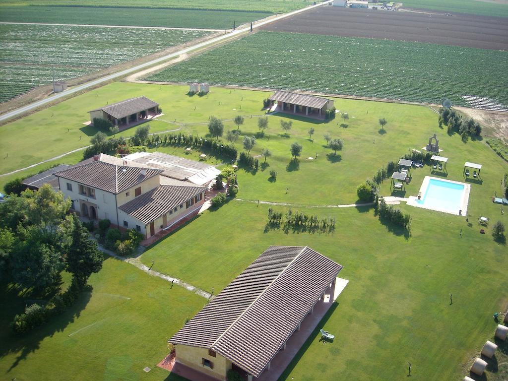 Agriturismo Giuncola & Granaiolo Rispescia Bagian luar foto